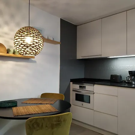 Iturri Old Town شقة